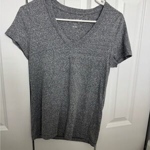 Universal Thread Heather Gray V-Neck Tee